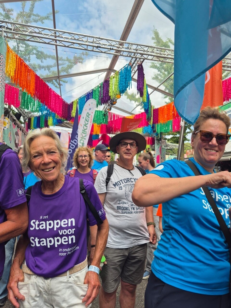 Wedren en Vlaggenparade 36