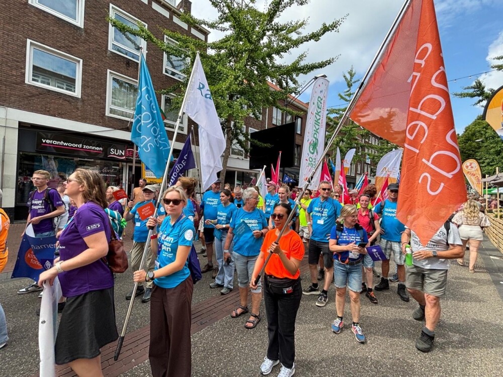 Wedren en Vlaggenparade 32