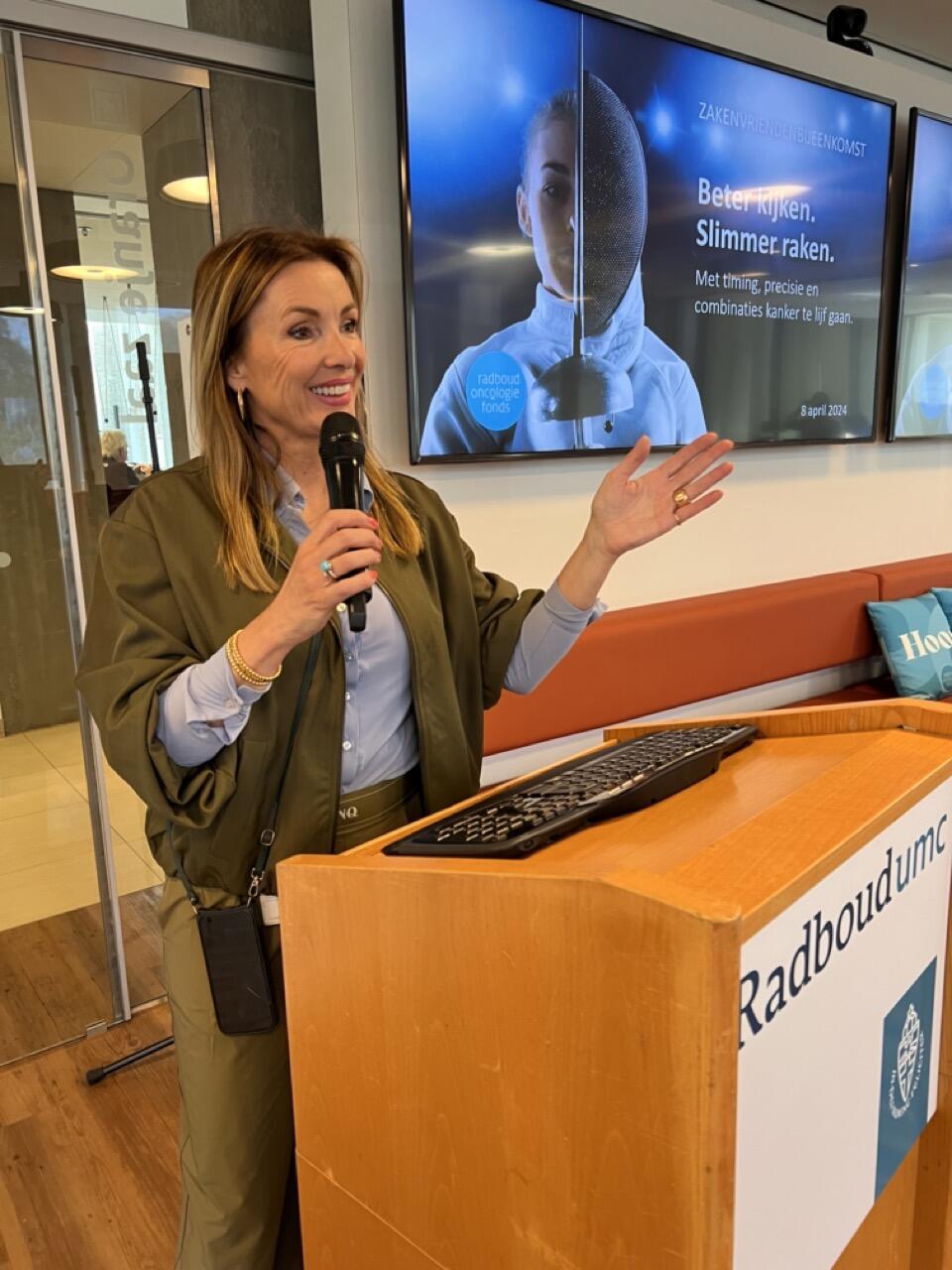 Zakenvriendenbijeenkomst 5