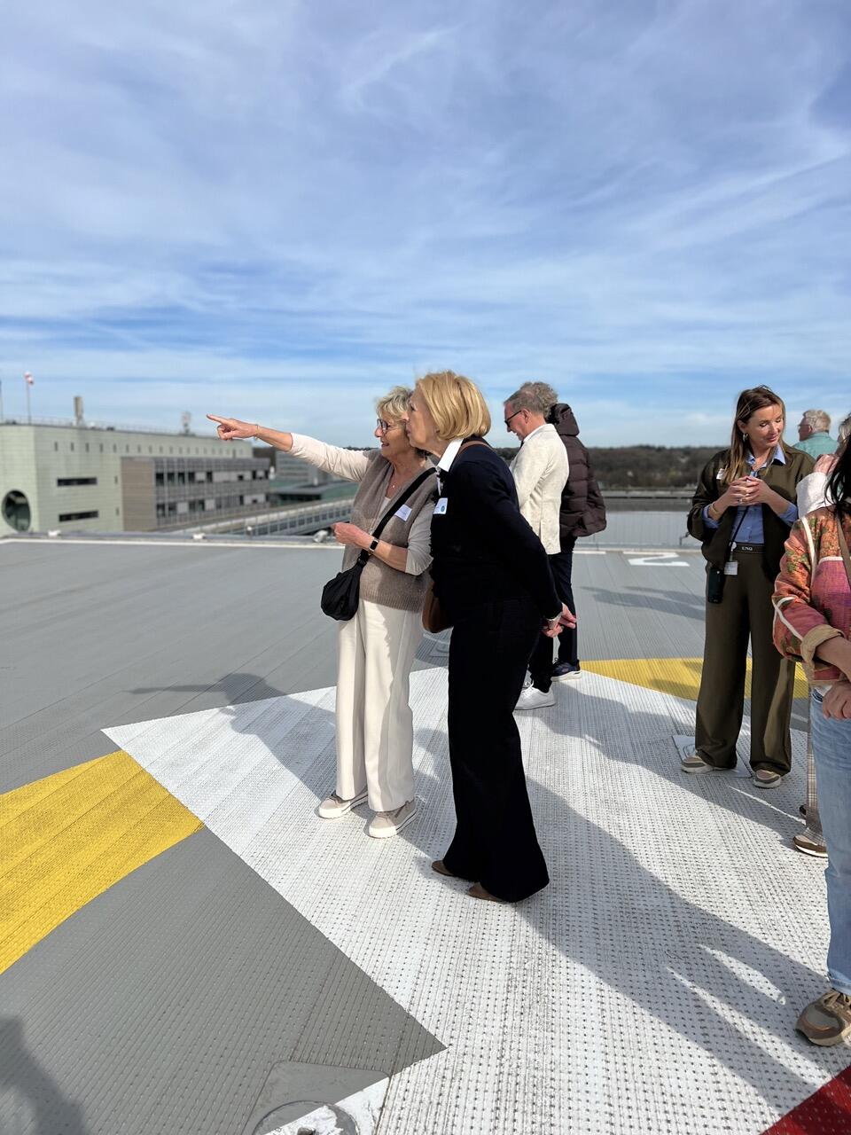 Zakenvriendenbijeenkomst 24