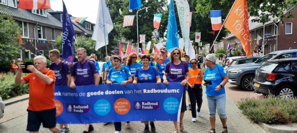 Wedren en Vlaggenparade 22