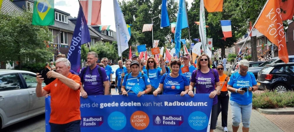 Wedren en Vlaggenparade 21