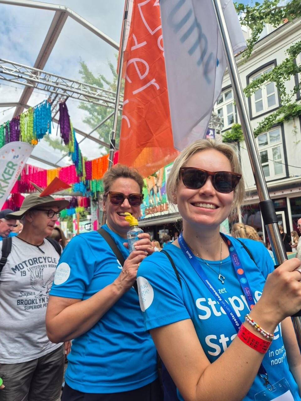 Wedren en Vlaggenparade 41