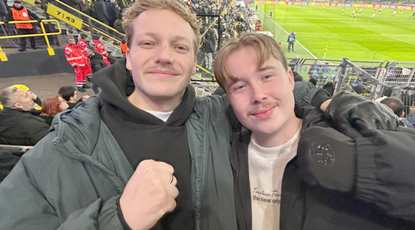 Bram en mark benefietwedstrijd Students fight cancer