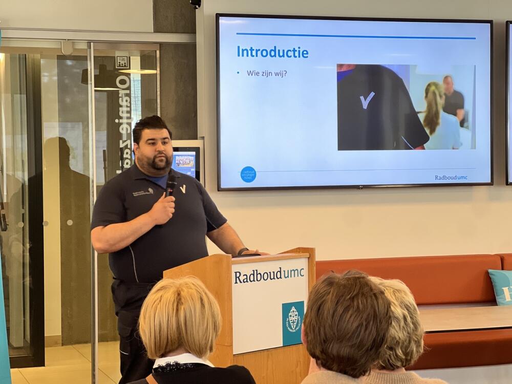 Zakenvriendenbijeenkomst 12