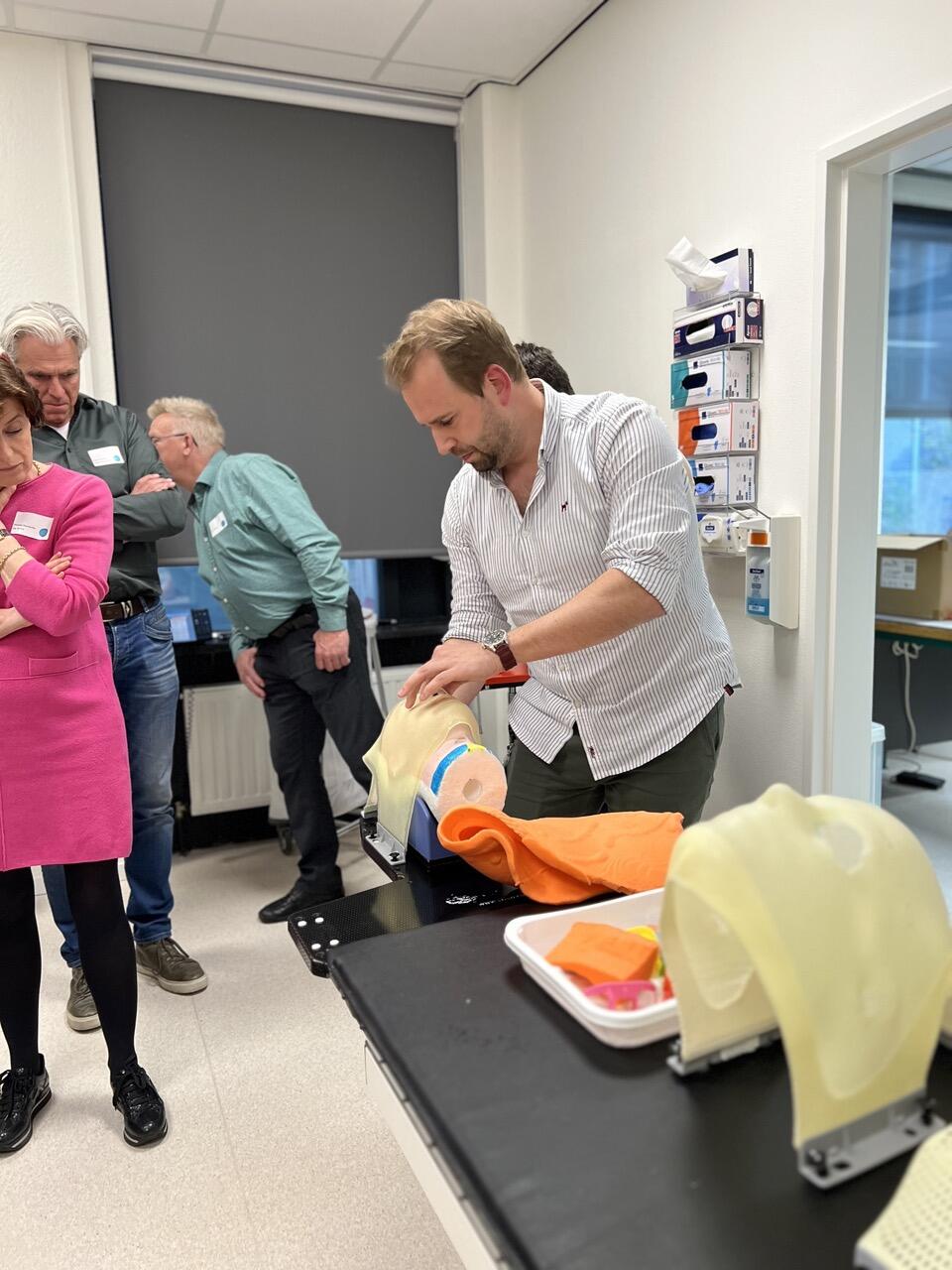 Zakenvriendenbijeenkomst 38